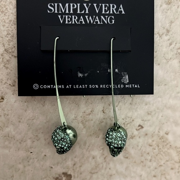 Simply Vera Vera Wang Skull Threaded Earrings Green Rhinestones - Picture 4 of 5